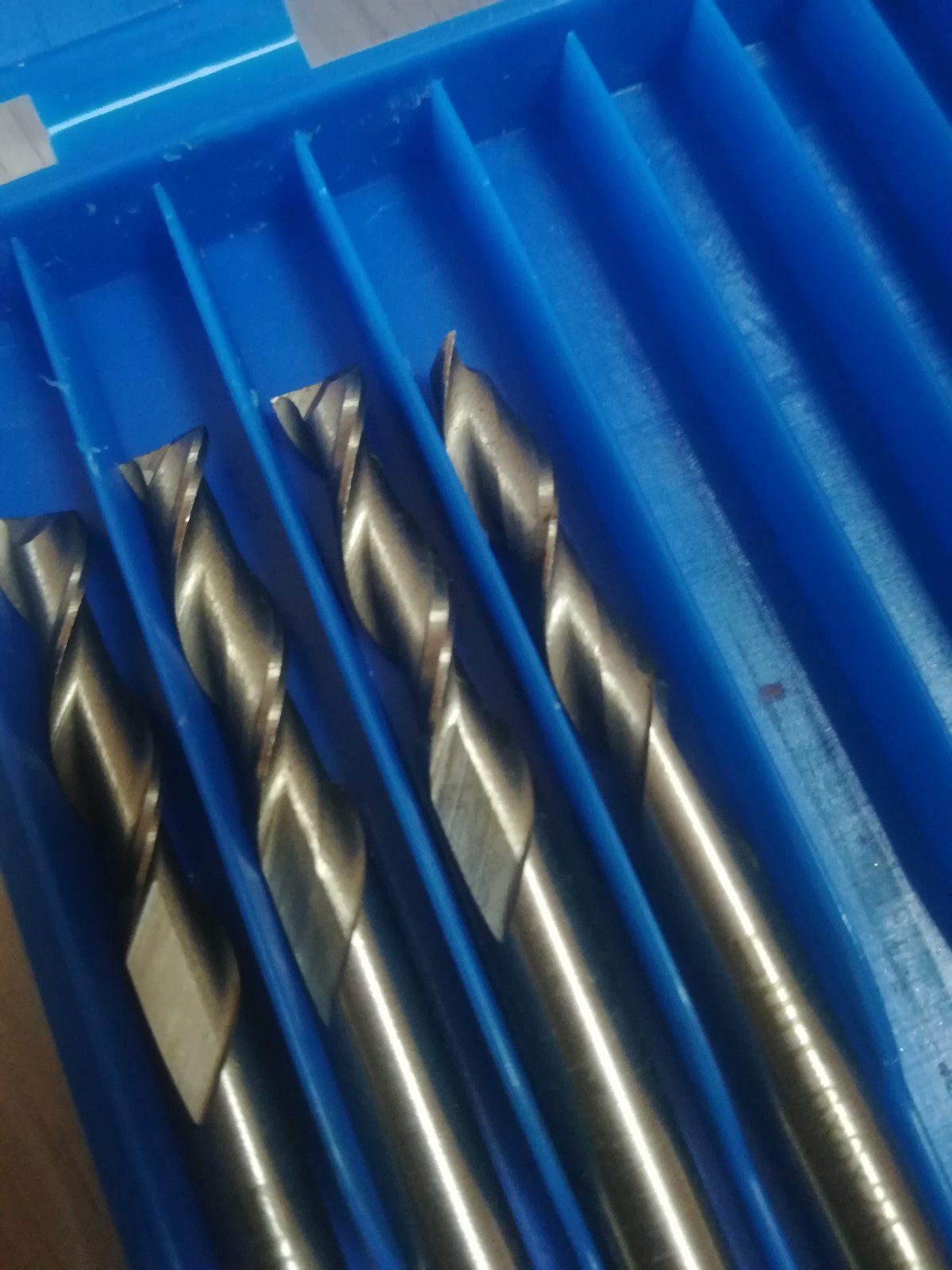 Концевые двухзаходные прямые фрезы