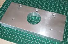 Алюминиевая (дюралюминивая) деталь с резьбой на заказ